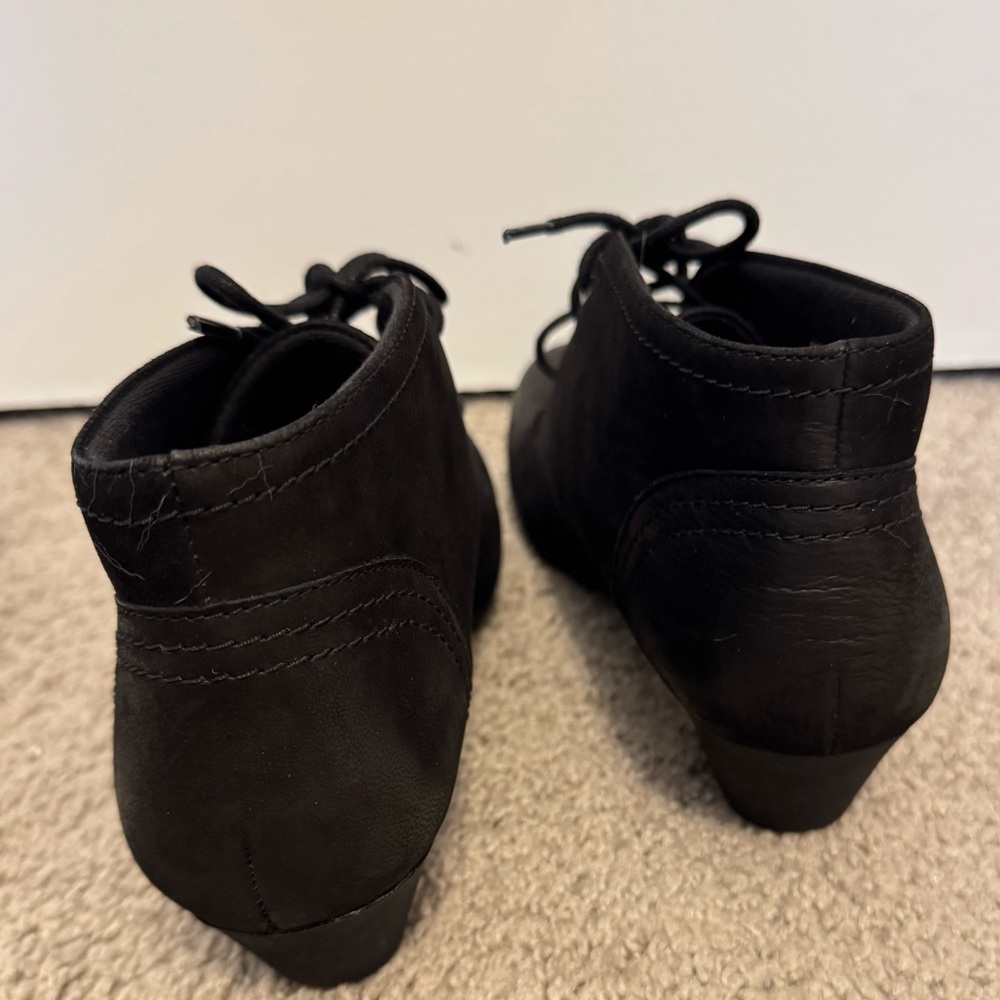 ROCKPORT Womens 7.5 Suede Leather Ankle Boots Booties Lace Up Block Heel - Picture 11 of 12